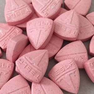PINK TESLA MODEL X 275MG MDMA(50 tabs)